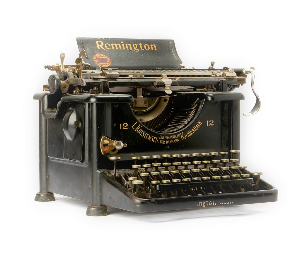 Remington Typewriter in white space background used for copywriting